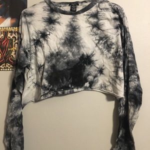 Tye-Dye Cropped Sweater🦋
